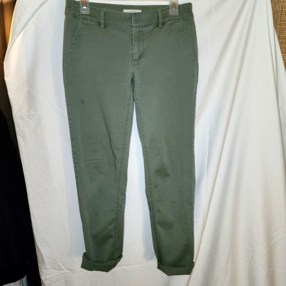 Loft khaki green ankle pants, size 2